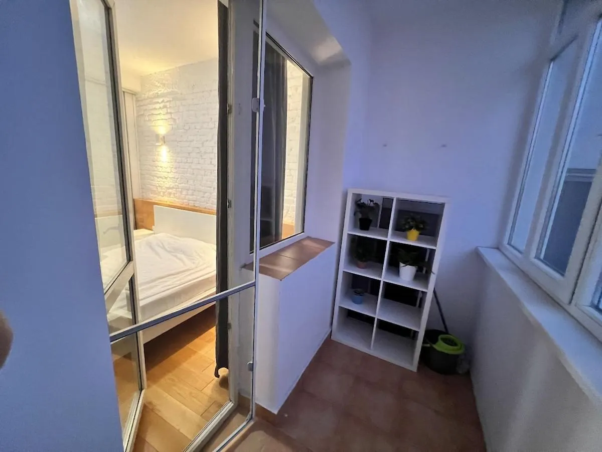 Stylish Apartment With Balcony In Center Bukurešť
