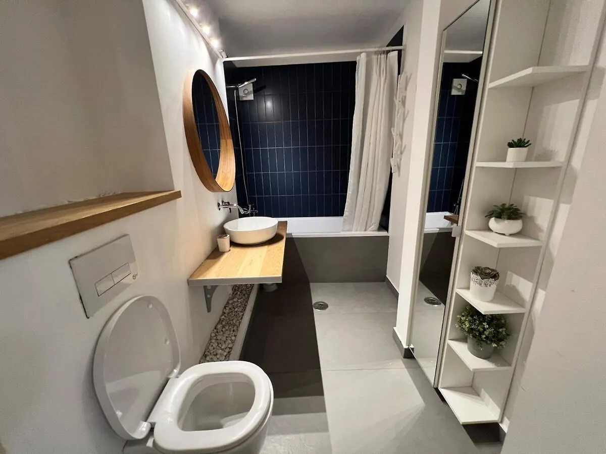 Stylish Apartment With Balcony In Center Bukurešť Rumunsko